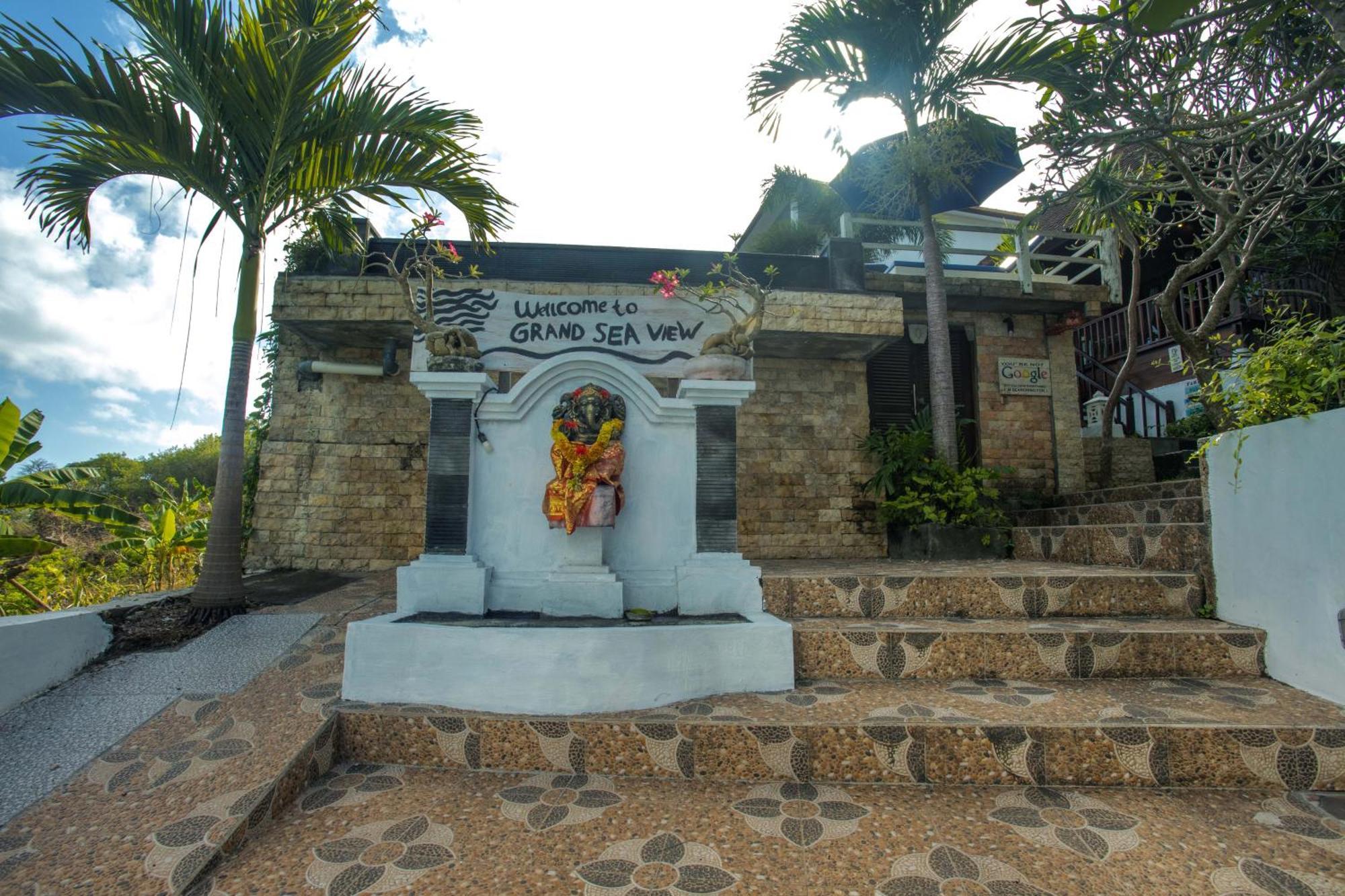 Отель Grand Sea View Lembongan Нуса-Лембонган Экстерьер фото