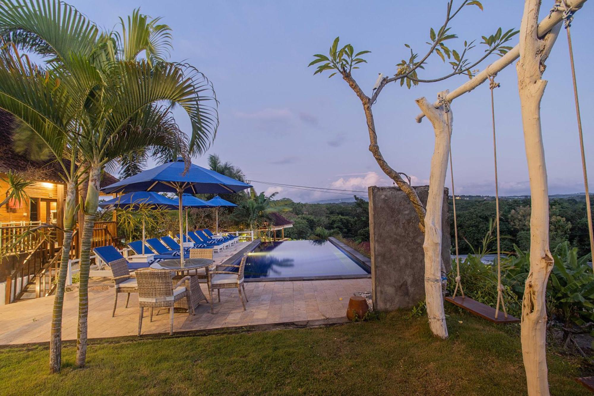 Отель Grand Sea View Lembongan Нуса-Лембонган Экстерьер фото