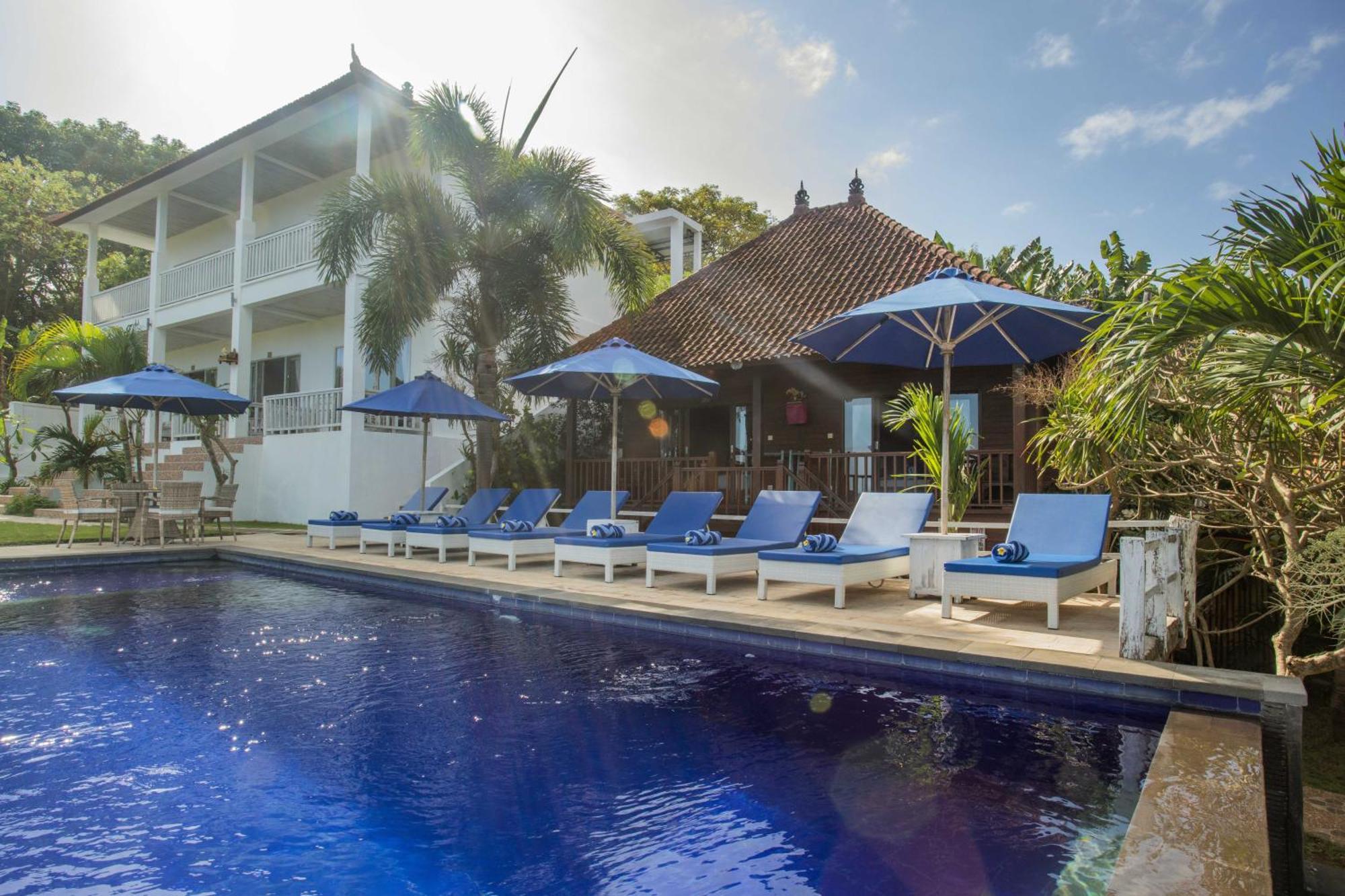 Отель Grand Sea View Lembongan Нуса-Лембонган Экстерьер фото
