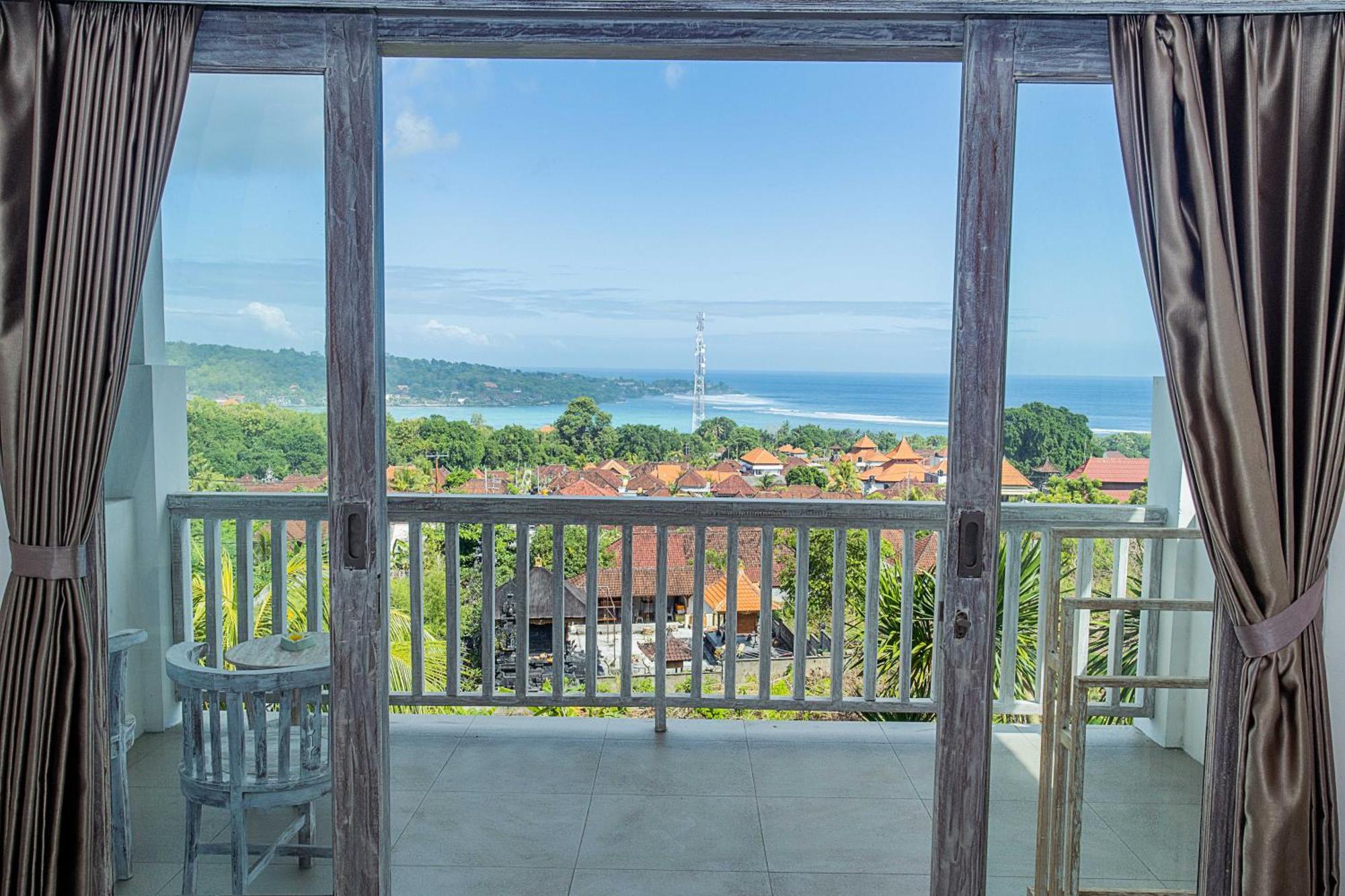 Отель Grand Sea View Lembongan Нуса-Лембонган Экстерьер фото