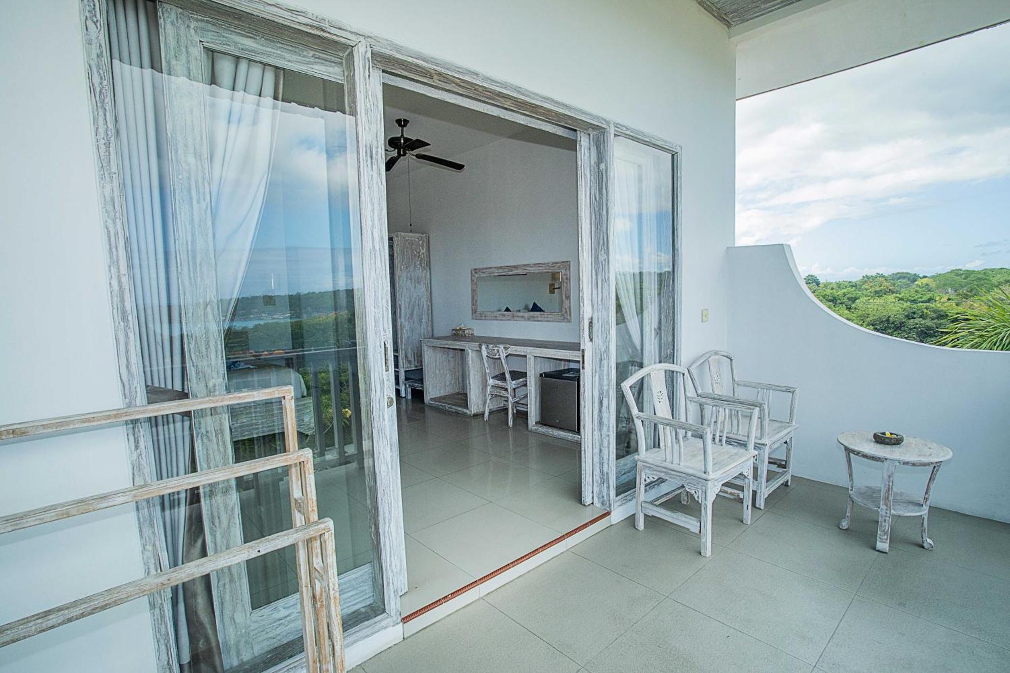Отель Grand Sea View Lembongan Нуса-Лембонган Экстерьер фото
