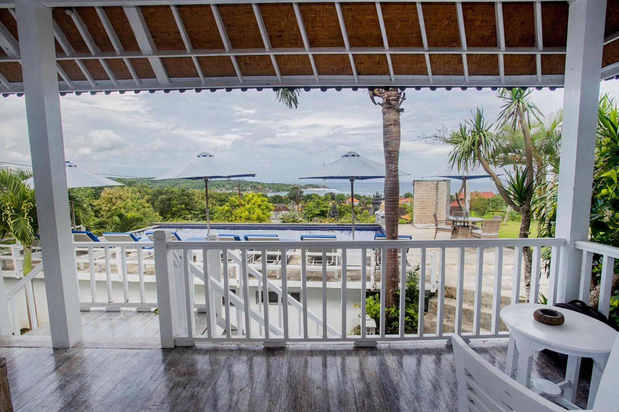 Отель Grand Sea View Lembongan Нуса-Лембонган Экстерьер фото
