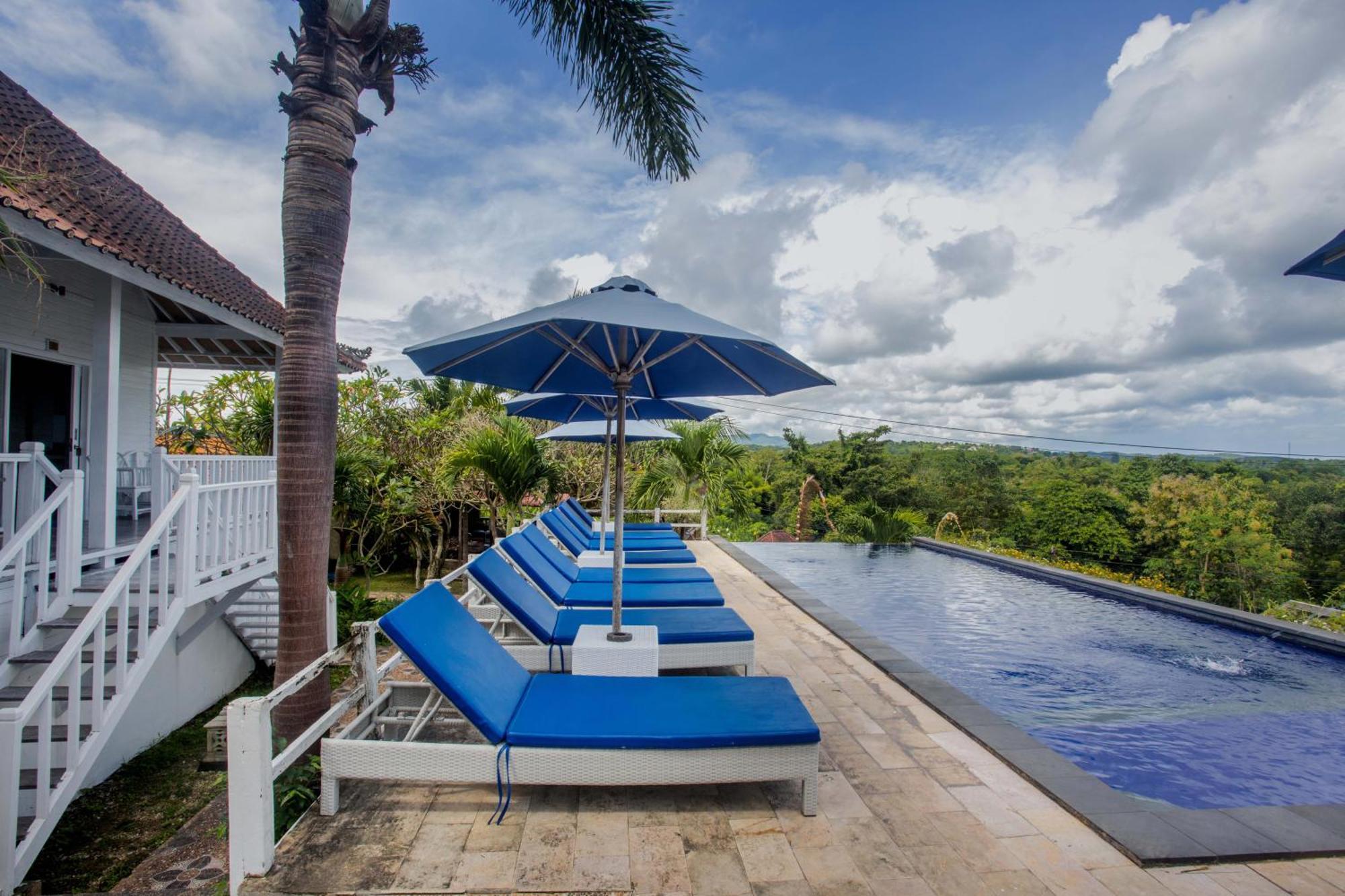 Отель Grand Sea View Lembongan Нуса-Лембонган Экстерьер фото