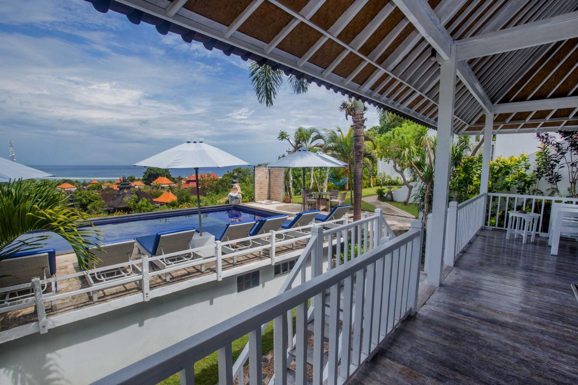 Отель Grand Sea View Lembongan Нуса-Лембонган Экстерьер фото