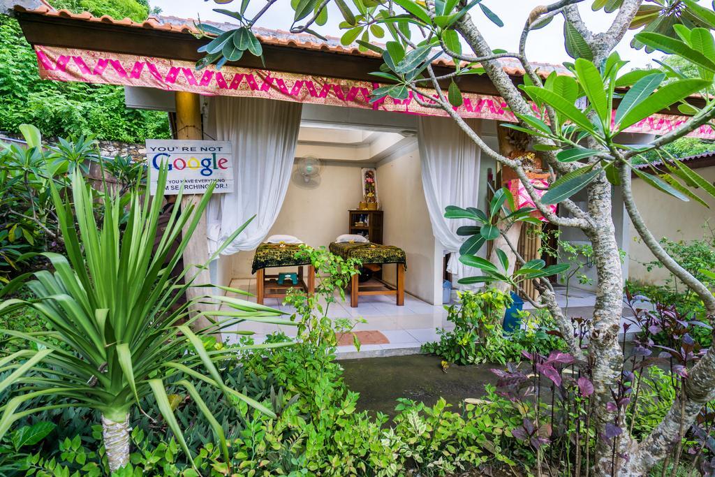 Отель Grand Sea View Lembongan Нуса-Лембонган Экстерьер фото