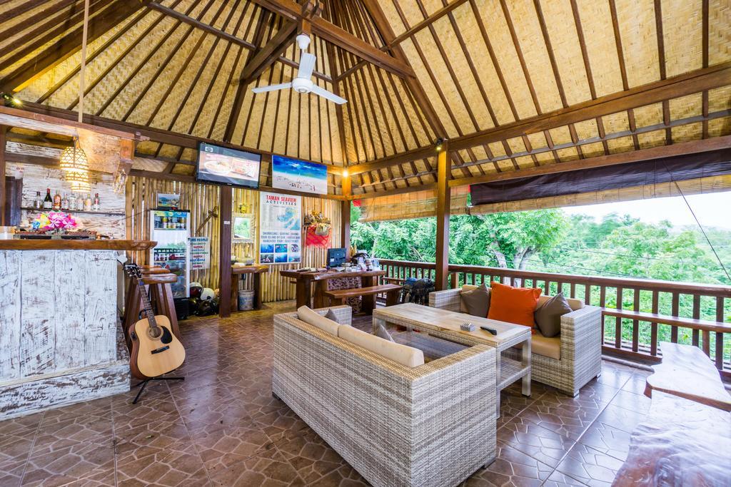 Отель Grand Sea View Lembongan Нуса-Лембонган Экстерьер фото